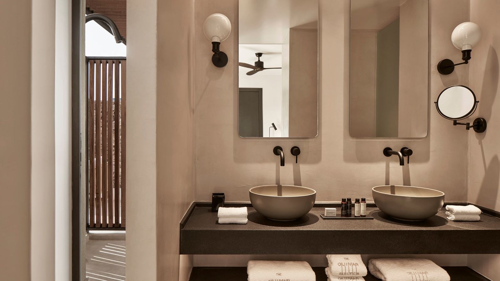 rooms-majestic-suite-with-private-pool