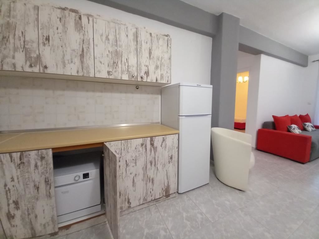 rooms-family-apartment-2-bedrooms-garden-view