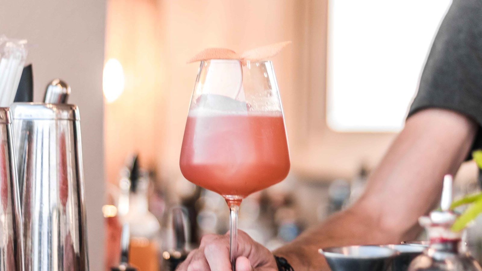 bars-roof-garden-open-bar