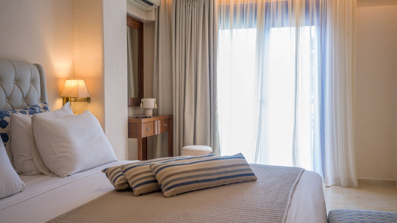 rooms-standard-double-room