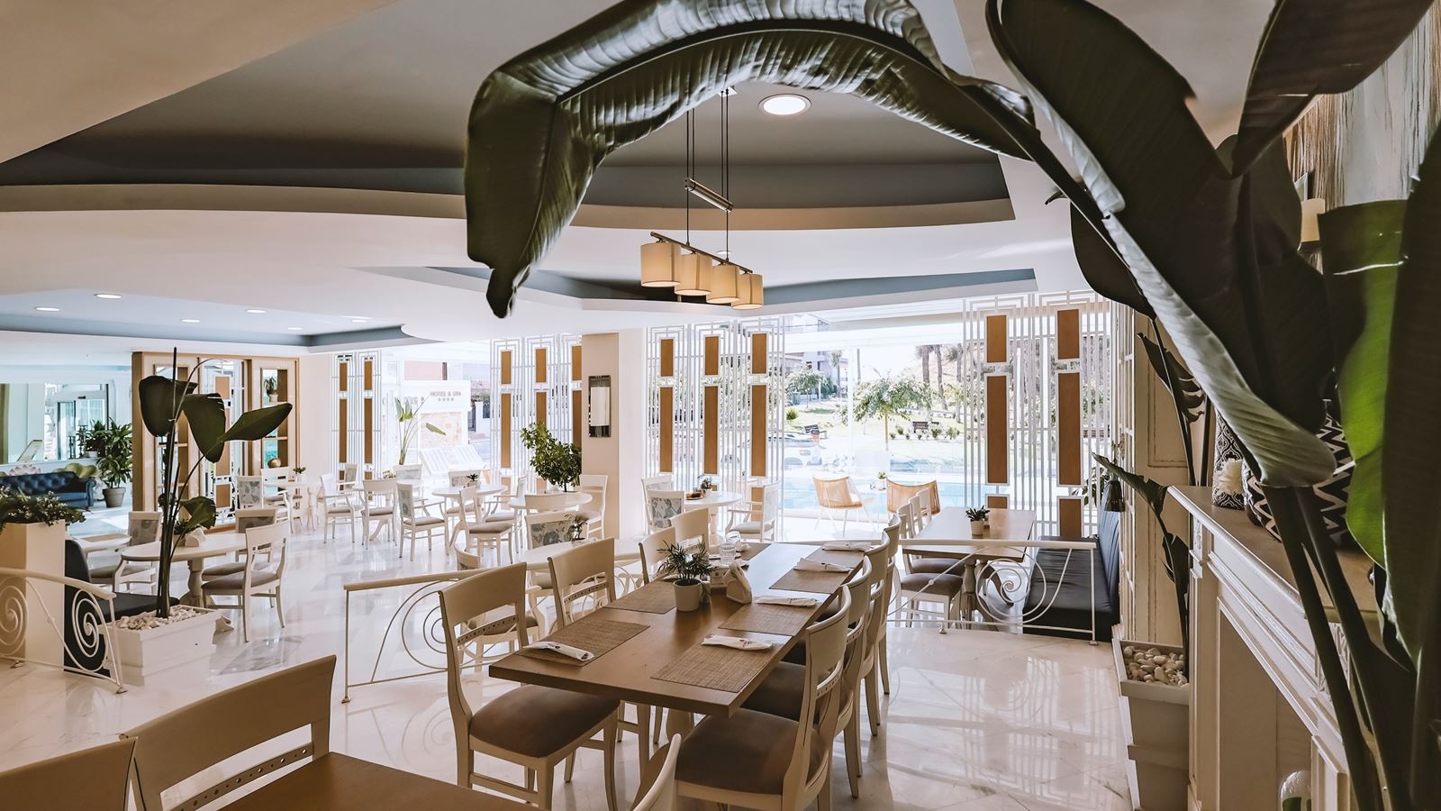 restaurants-main-restaurant