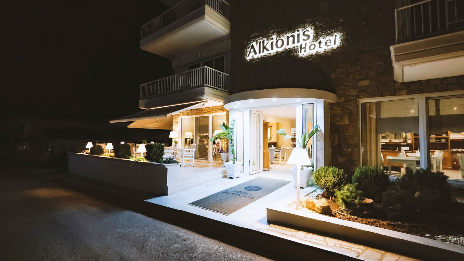 general-main-building