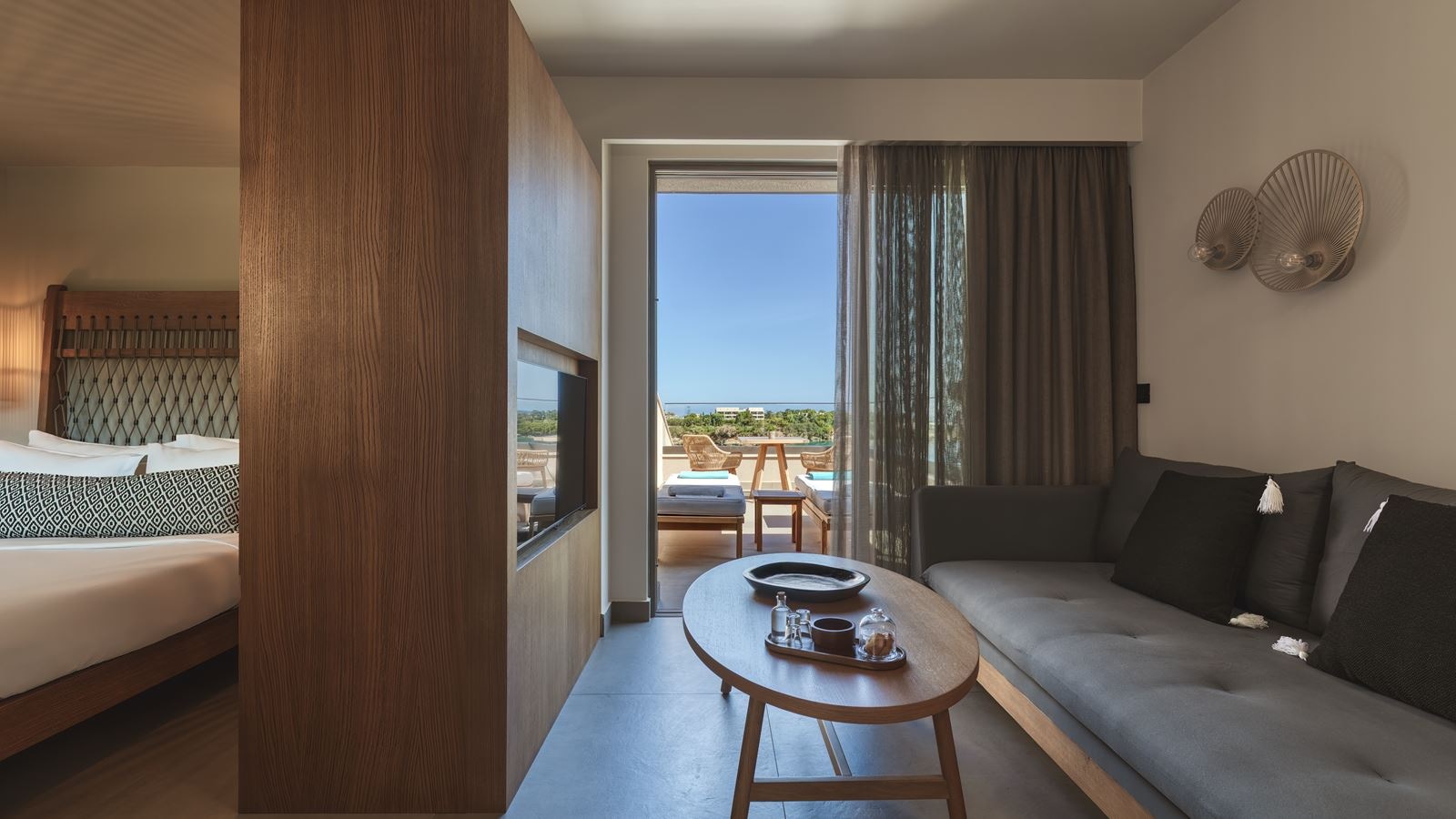 rooms-moonstone-suite-sea-view-no-plunge-pool