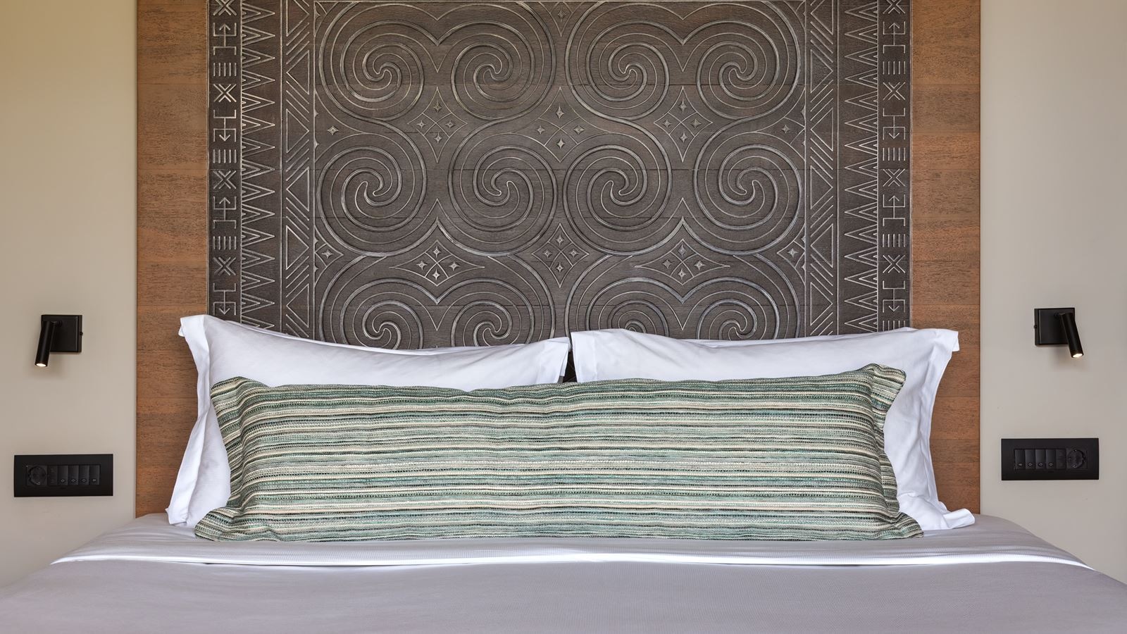 rooms-aquamarine-suite-plunge-pool-sea-view