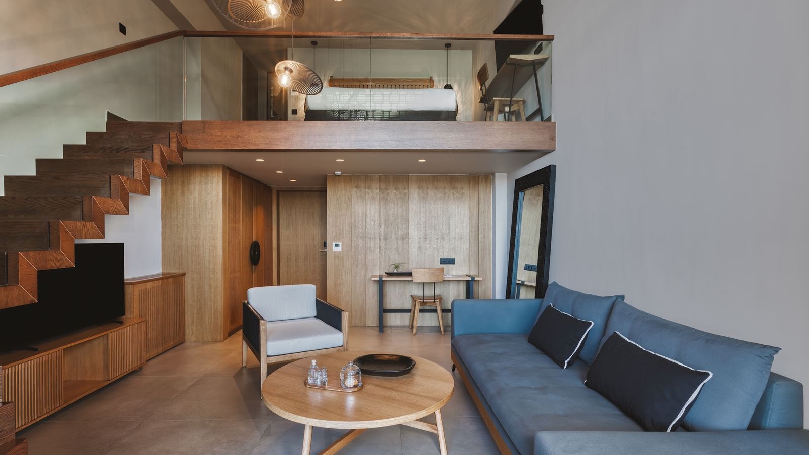 rooms-black-pearl-maisonette-plunge-pool-mountain-view