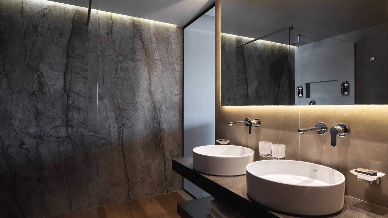 rooms-amber-suite-with-plunge-pool-sea-view