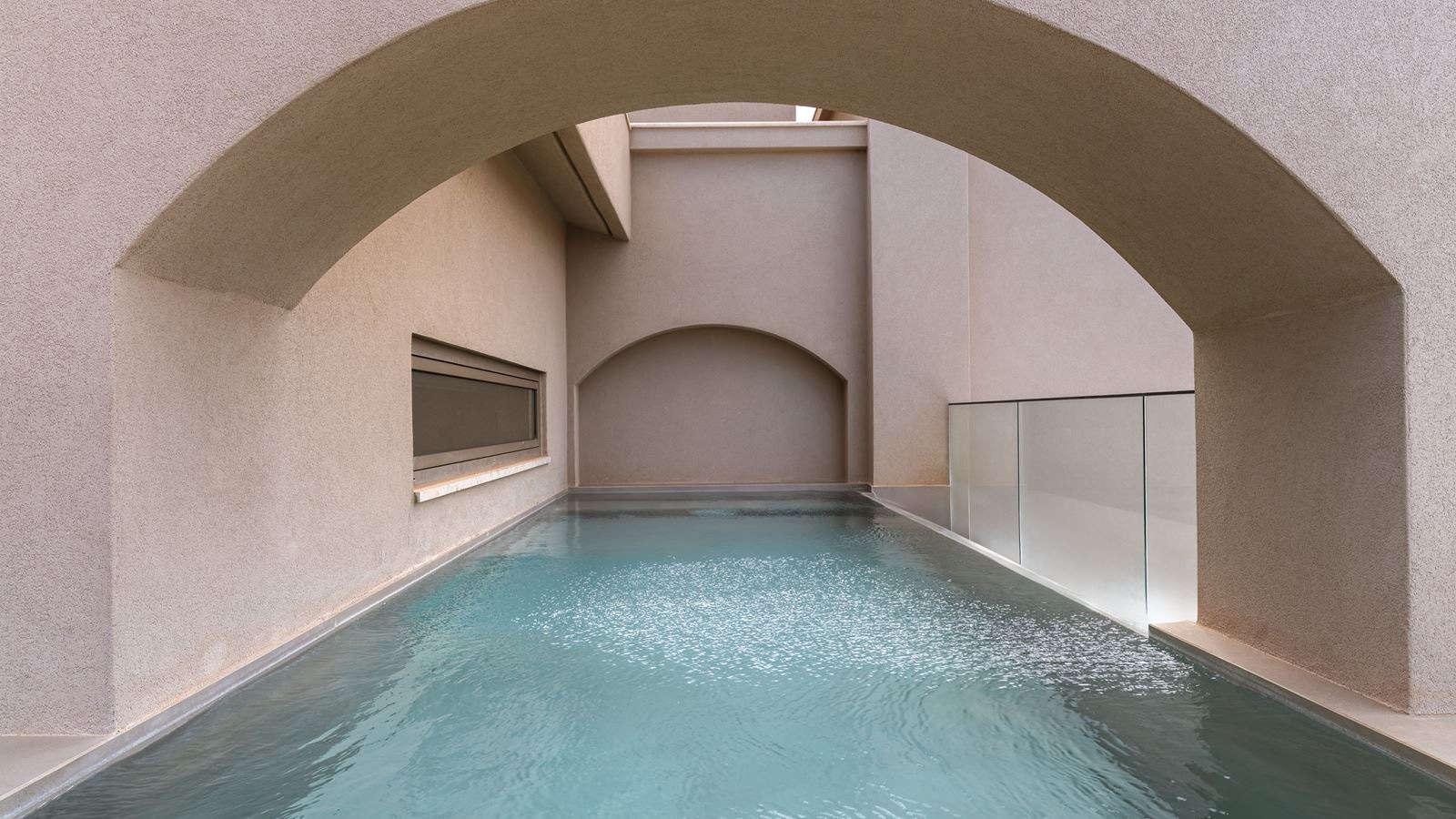 rooms-emerald-vip-suite-plunge-pool-sea-view