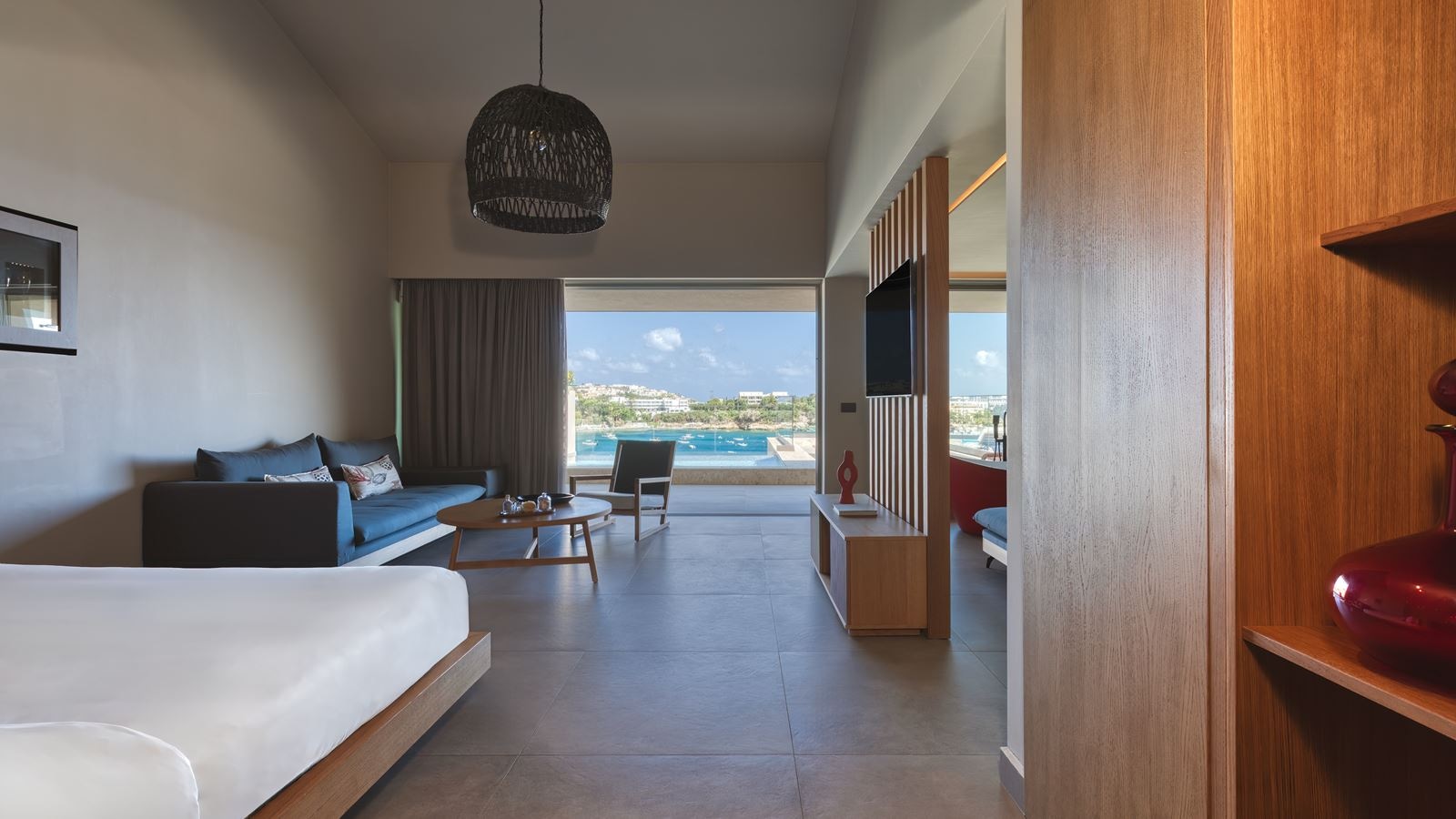 rooms-ruby-ambassador-suite-plunge-pool-sea-view