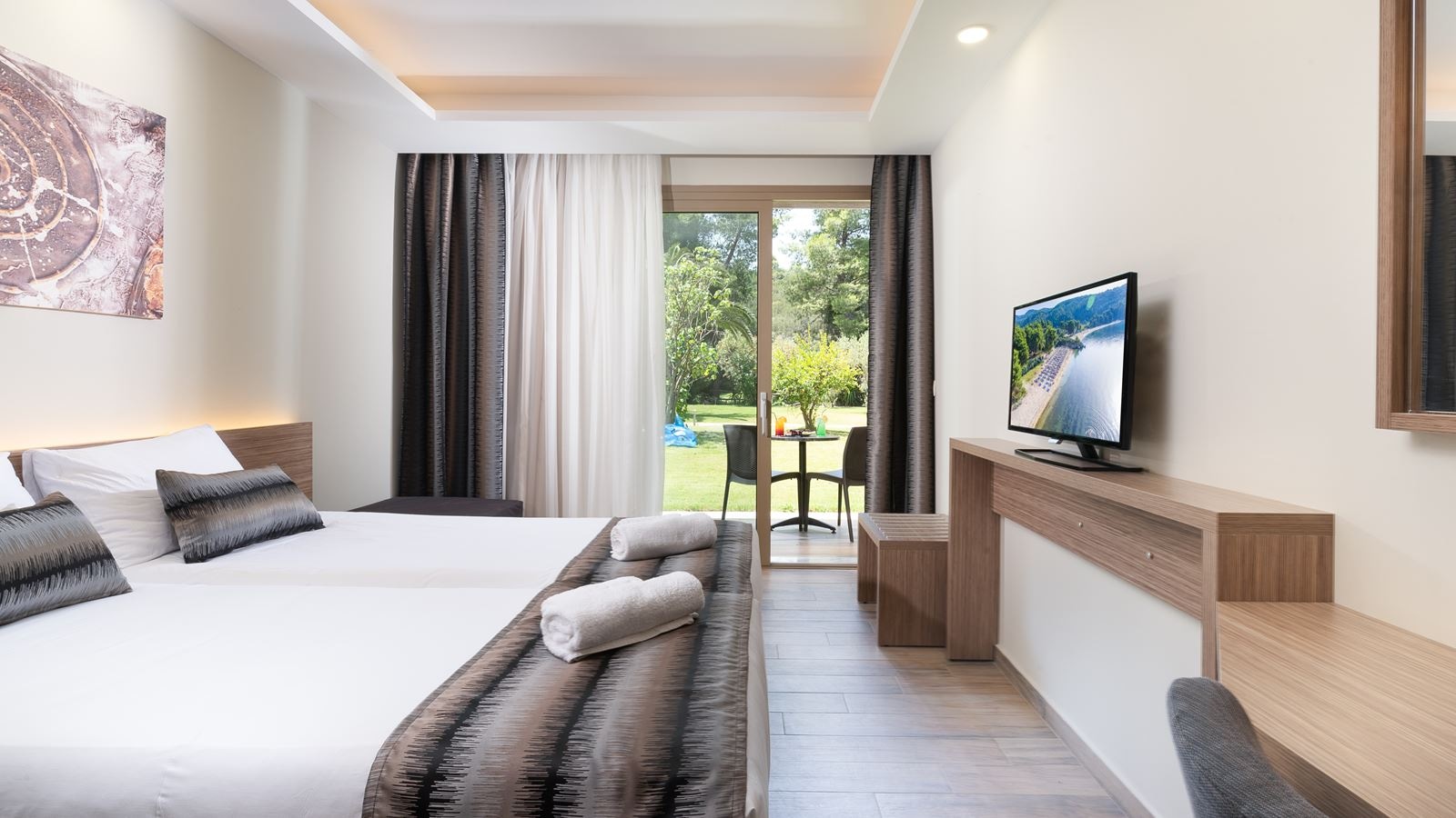 rooms-superior-double-room