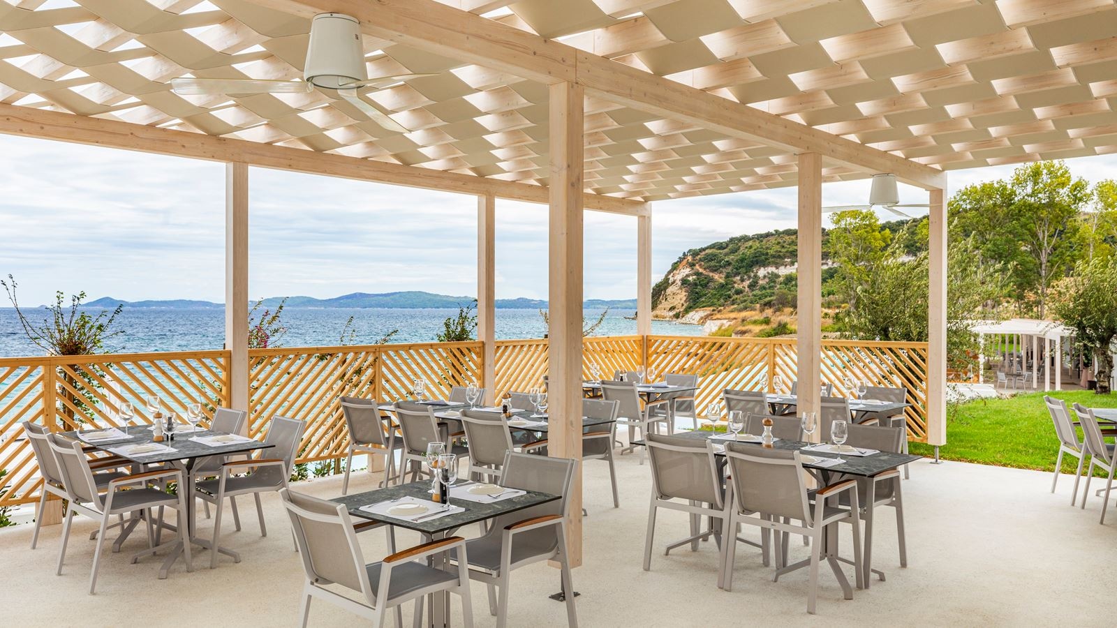 restaurants-main-restaurant