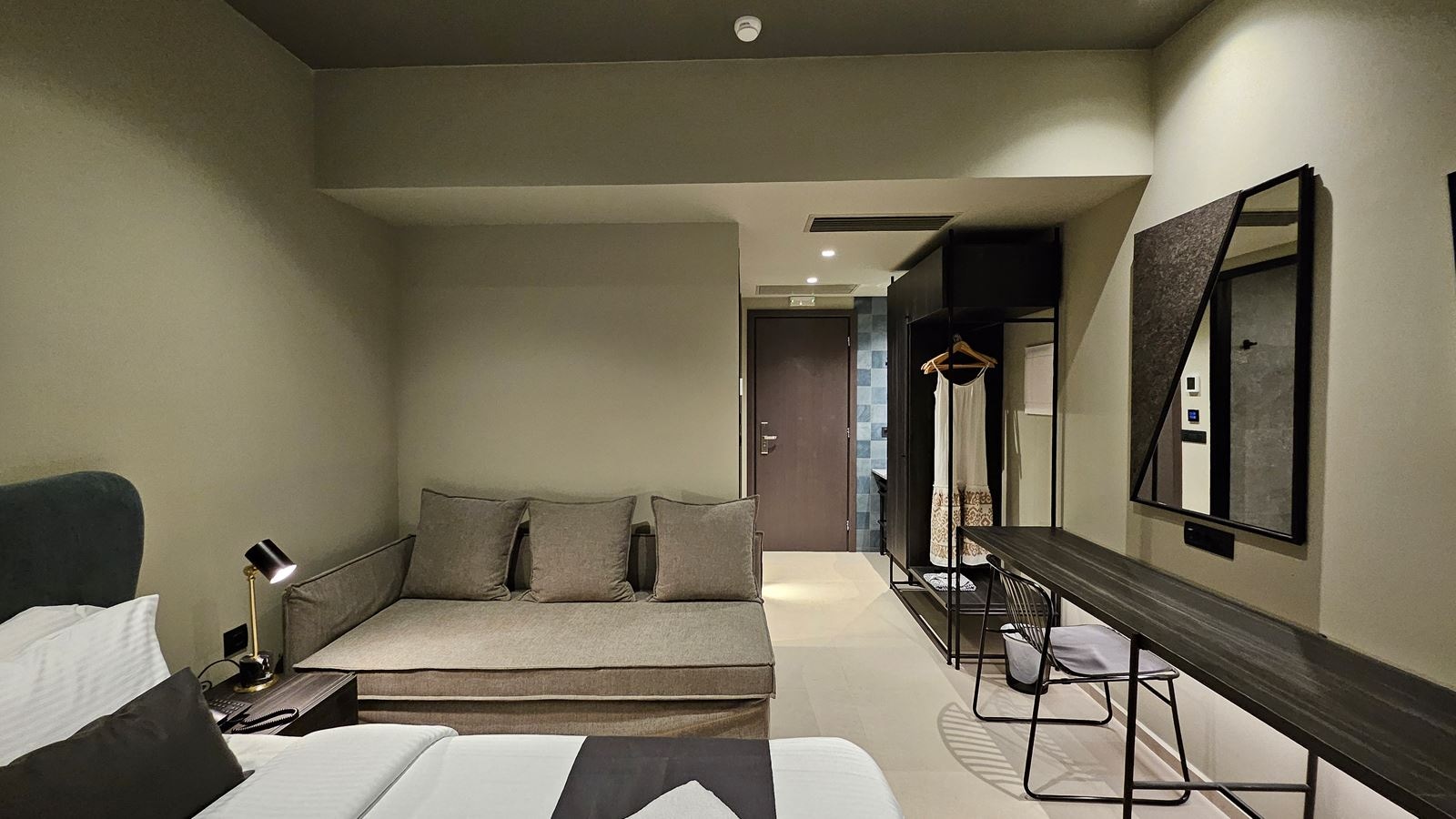 rooms-room-superior-double-balcony-or-terrace