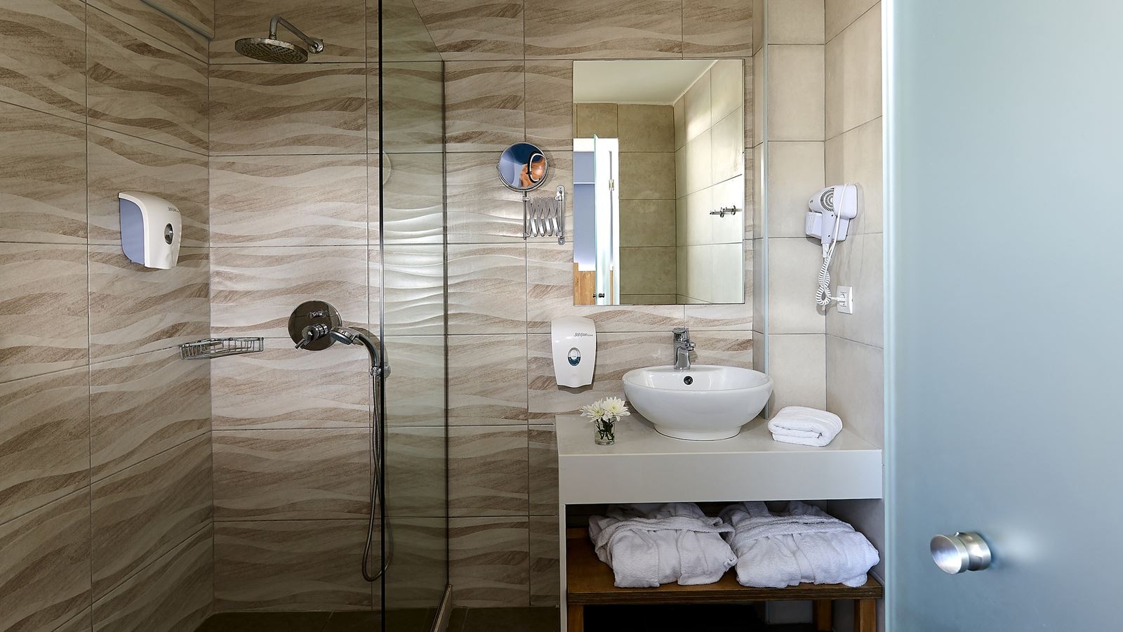 rooms-double-superior-room