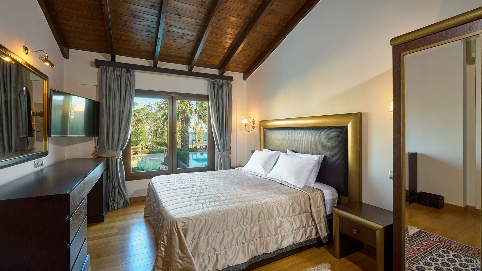rooms-vip-villa