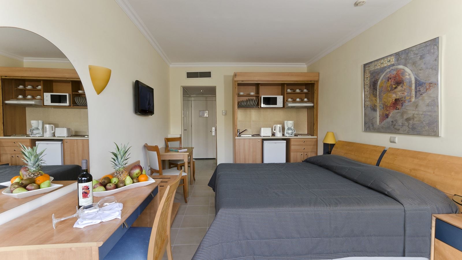 rooms-superior-studio-garden-view