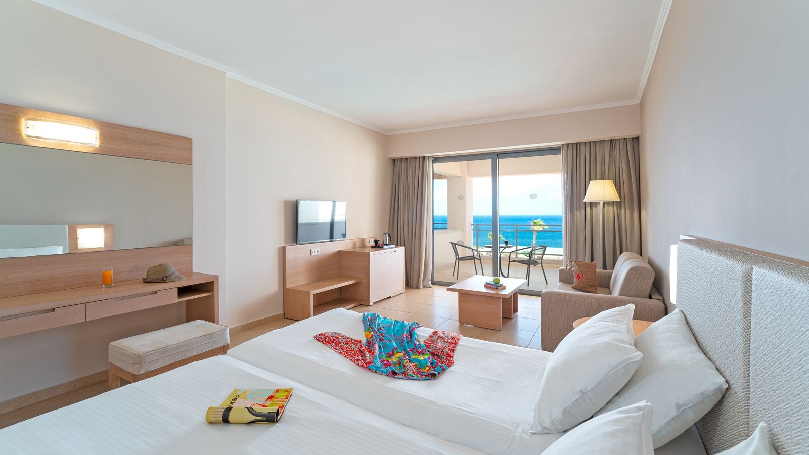 rooms-superior-sea-view-with-balcony-or-terrace