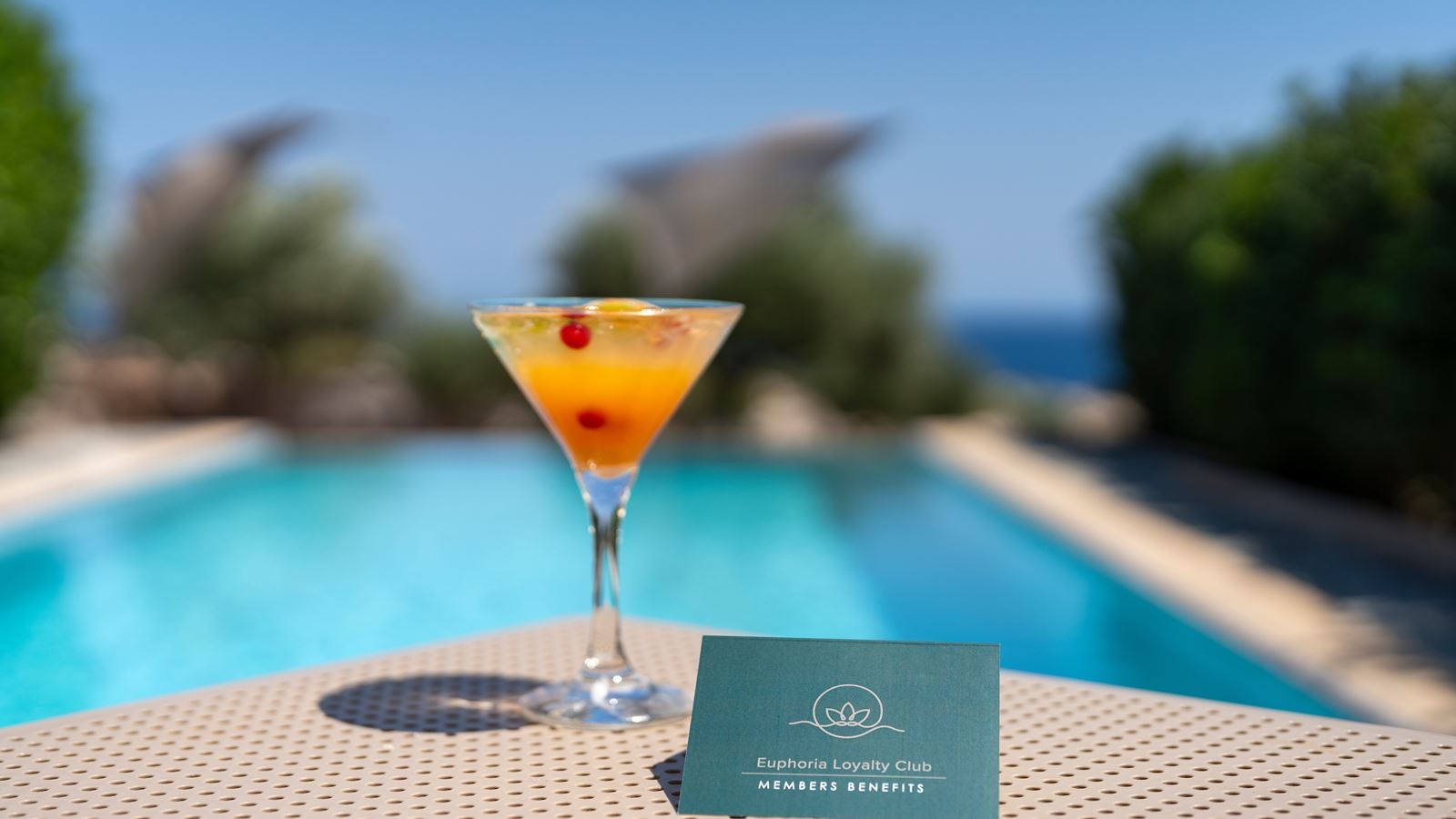 rooms-junior-suite-sea-view-with-private-pool