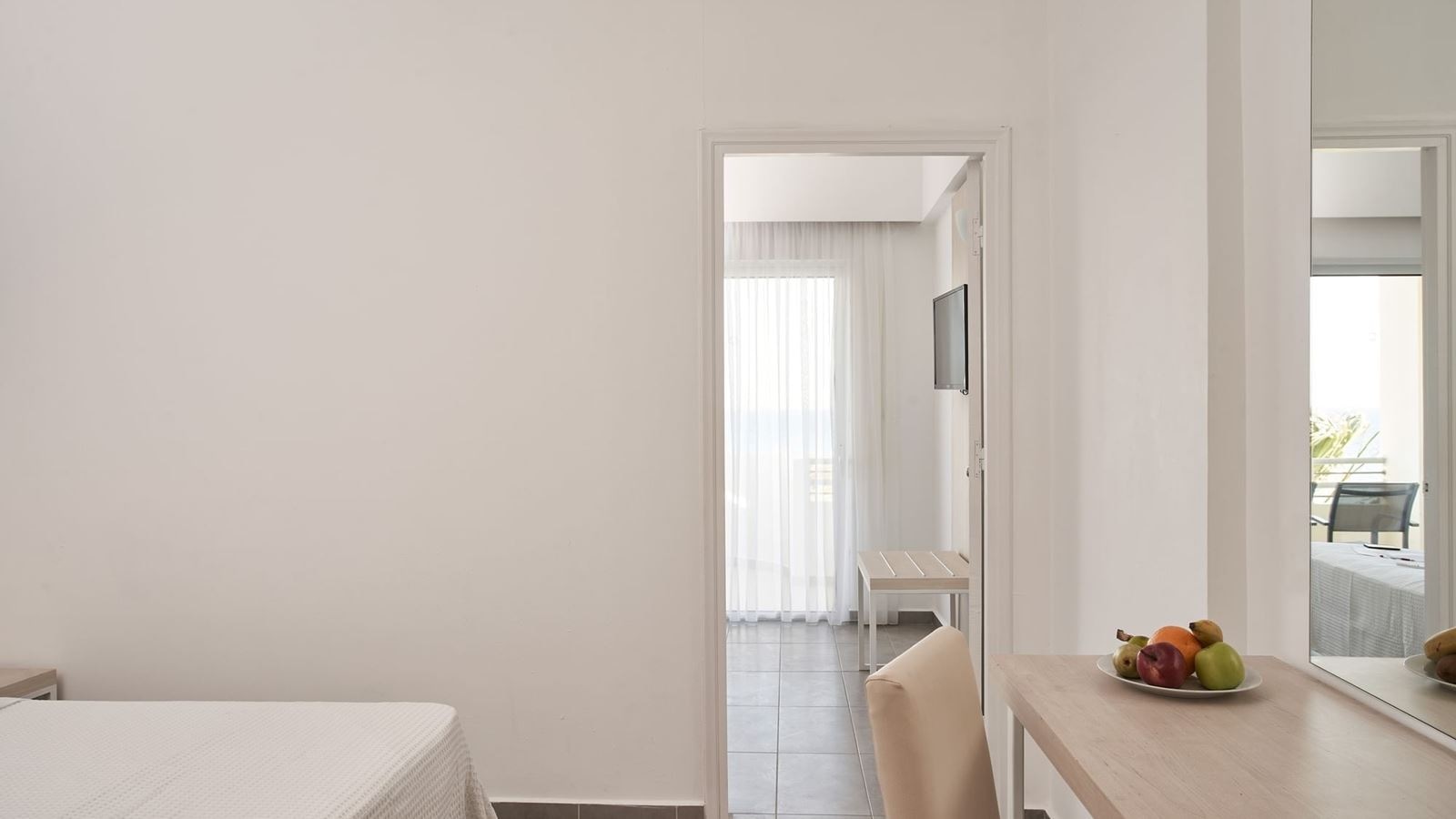 rooms-superior-family-room-sea-view