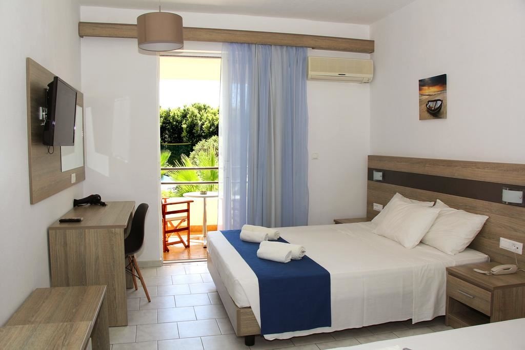 rooms-superior-double-room-with-balcony