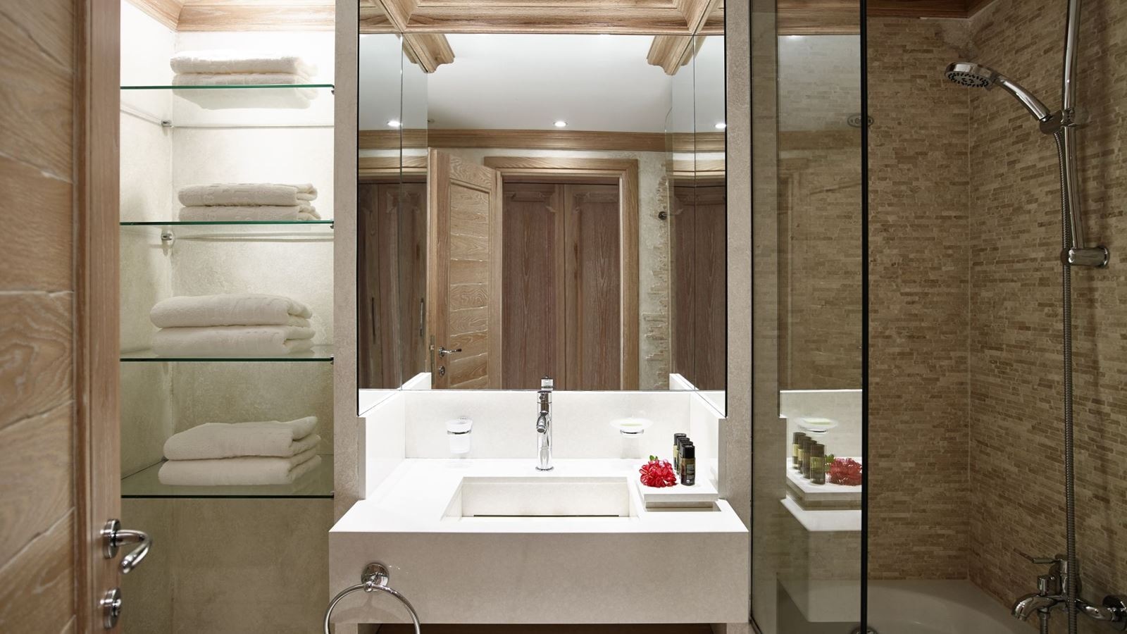 rooms-superior-maisonettes-garden-view