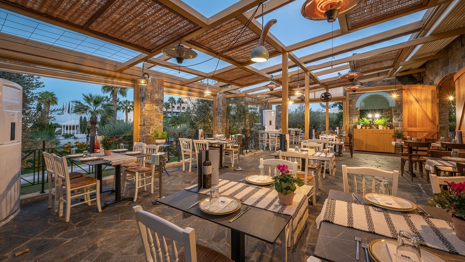 restaurants-kafeneio-traditional-restaurant