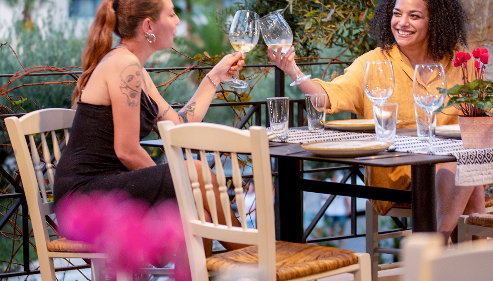 restaurants-kafeneio-traditional-restaurant