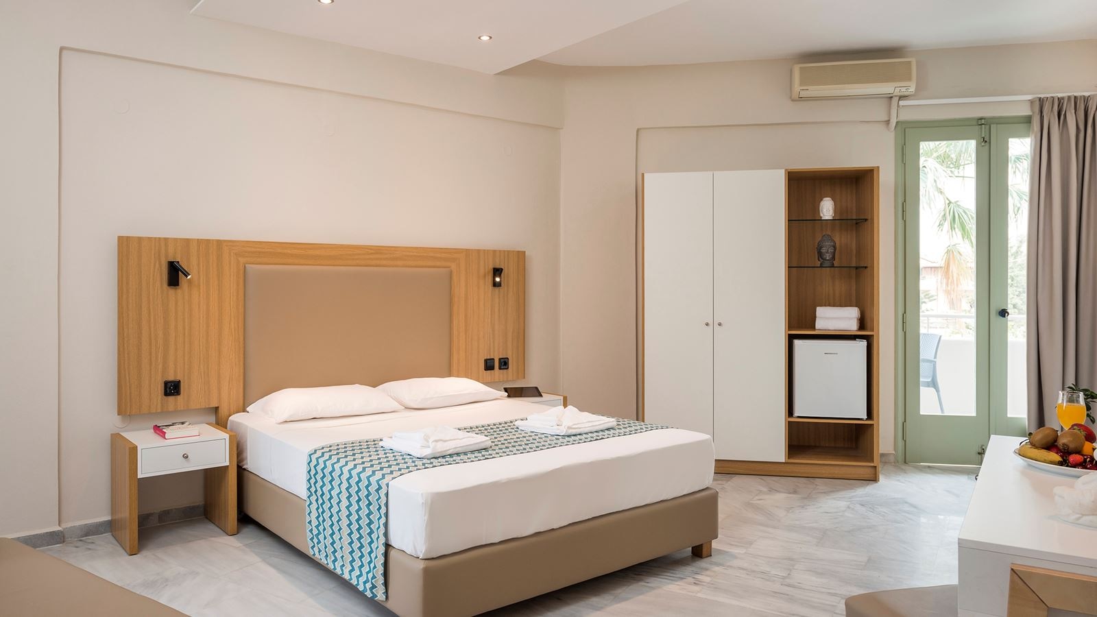 rooms-superior-double-room