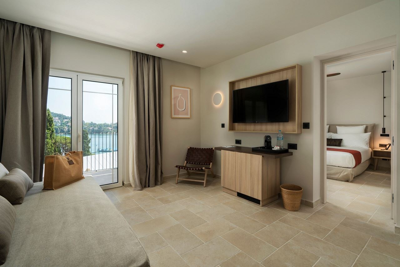 rooms-suite-family-sea-view