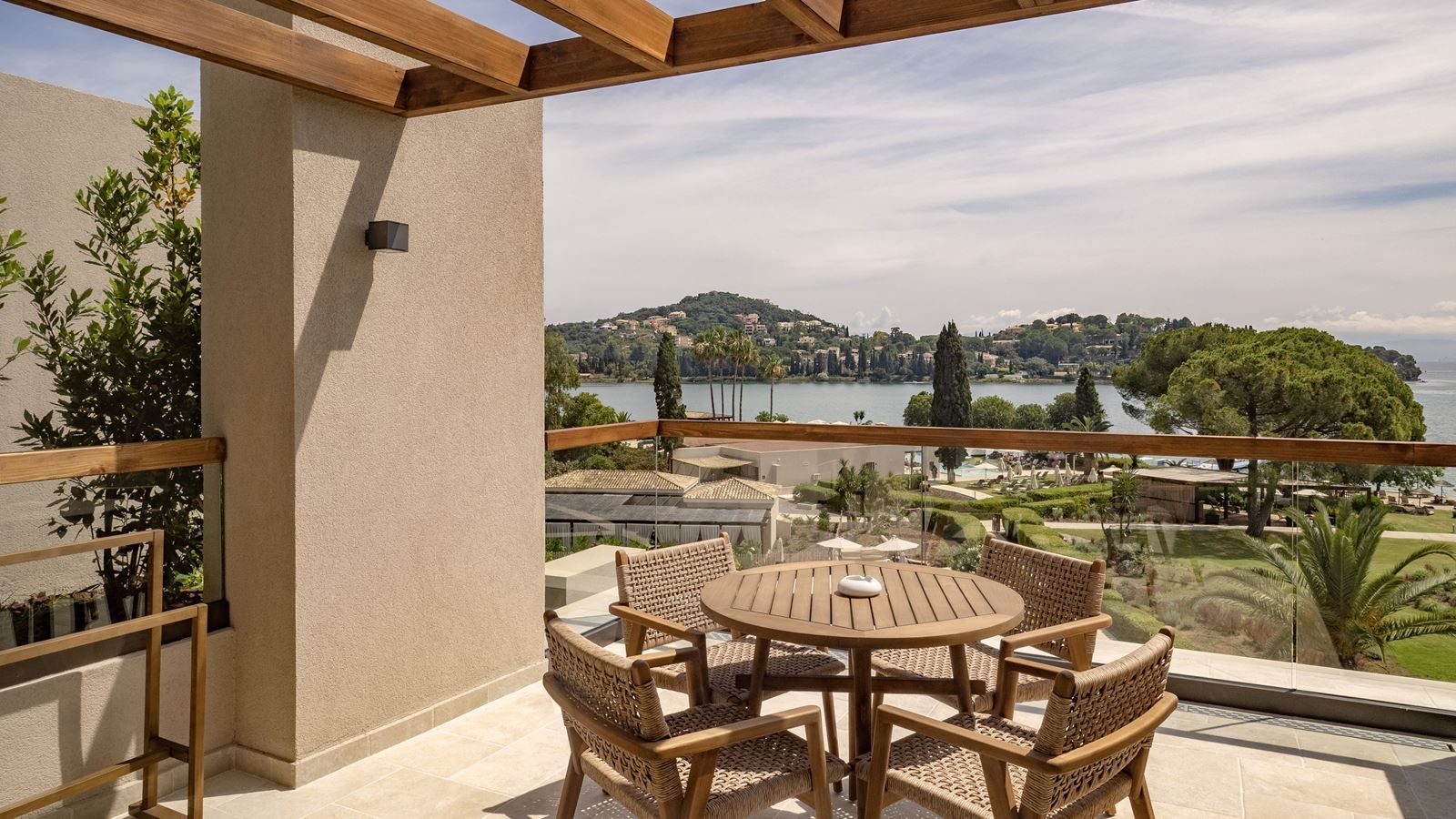 rooms-preferred-club-double-sea-view