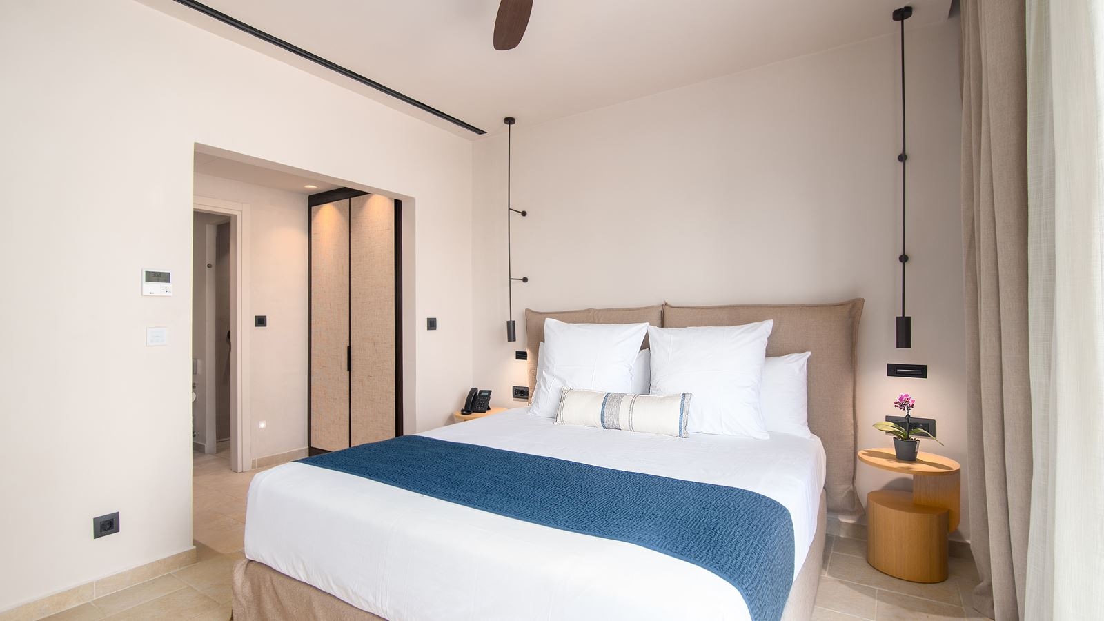 rooms-preferred-club-bungalow-master-suite-garden-view