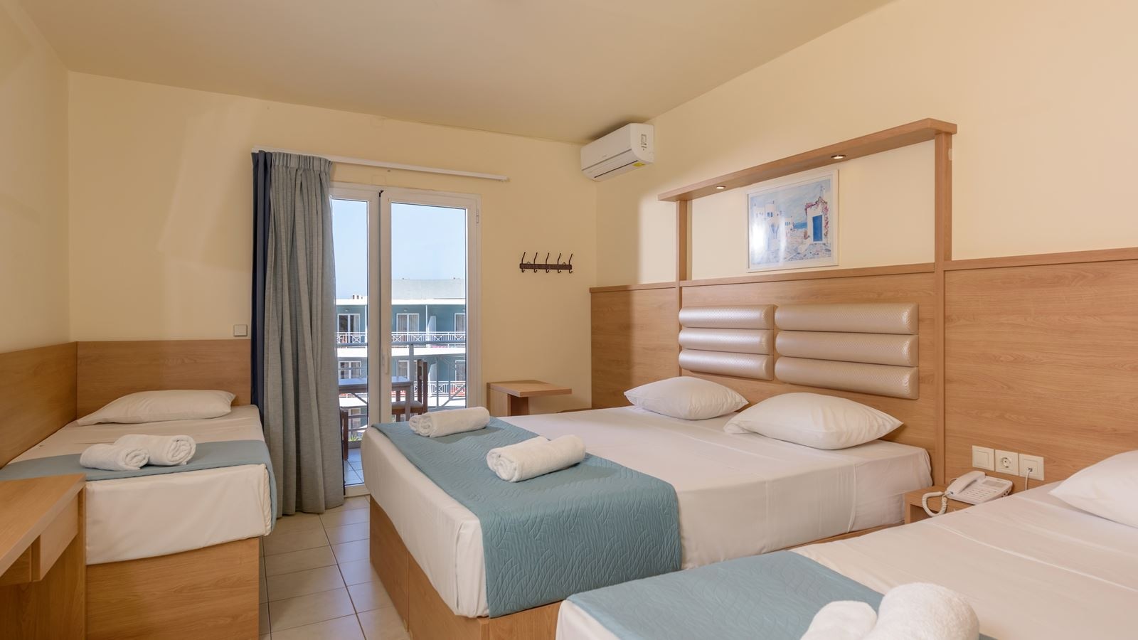 rooms-quadruple-room-sv