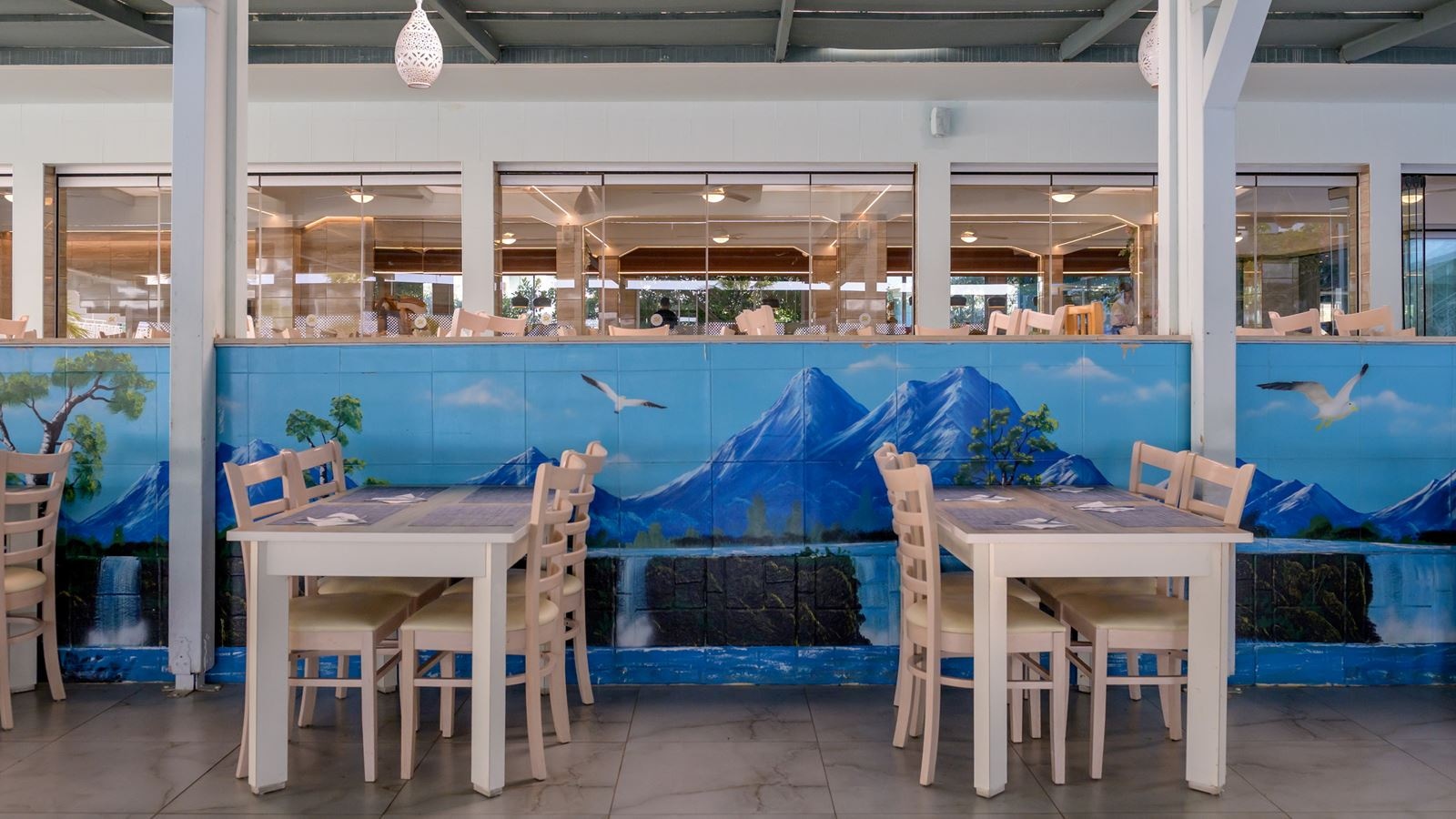 restaurants-restaurants