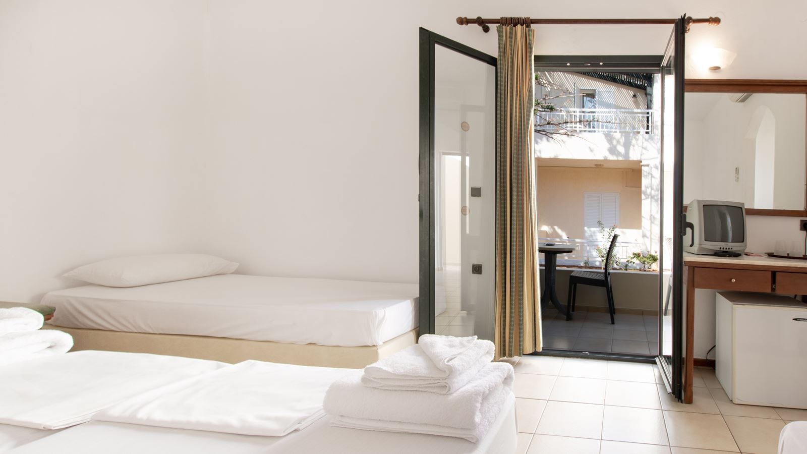 rooms-classic-double-room