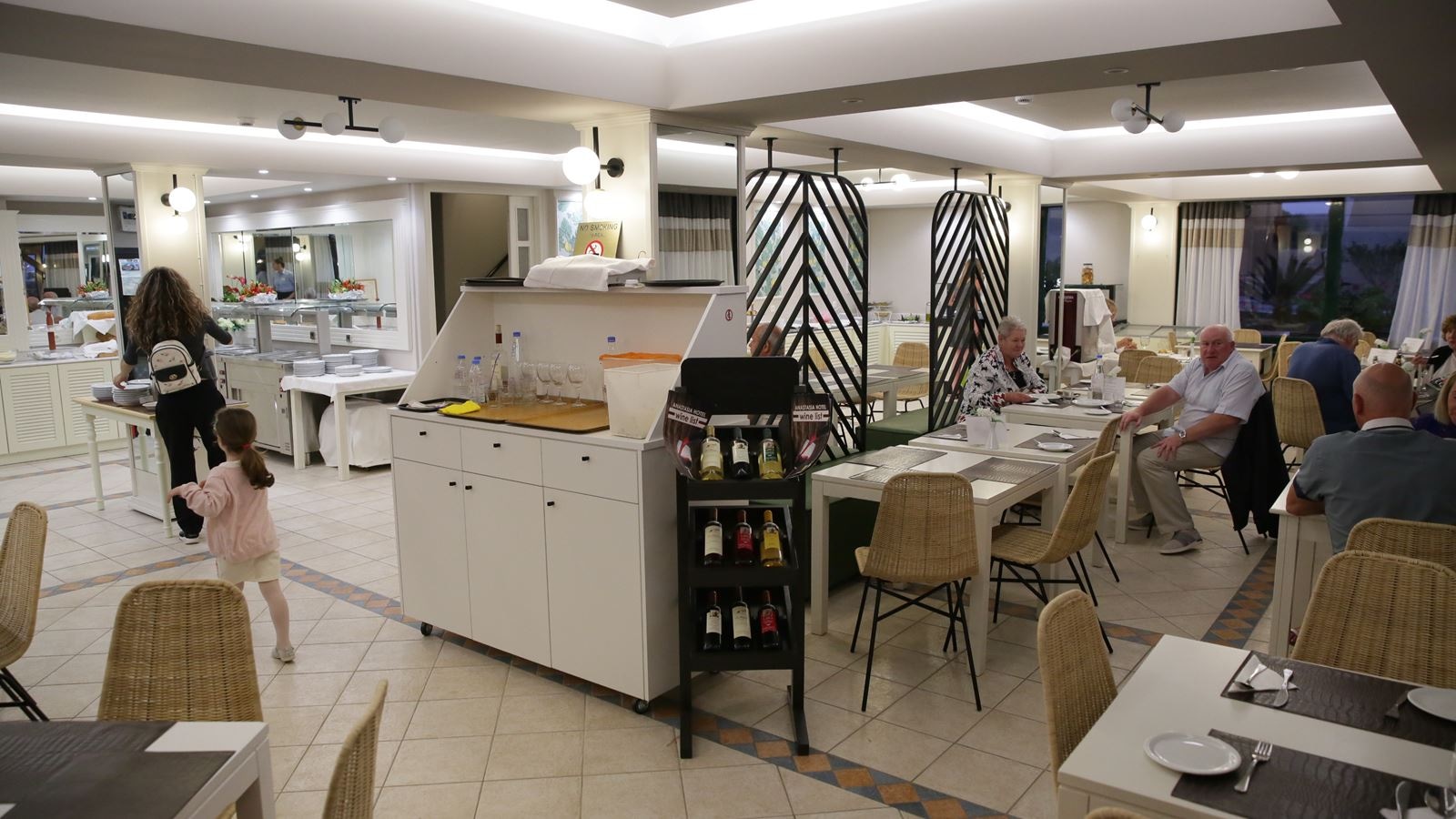 restaurants-main-restaurant