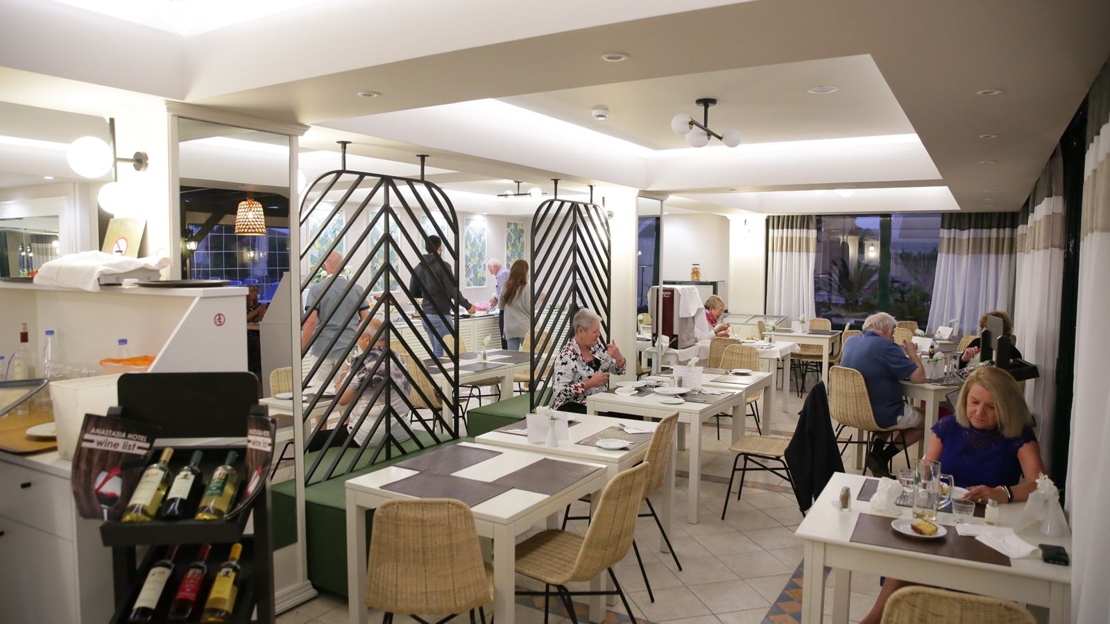 restaurants-main-restaurant