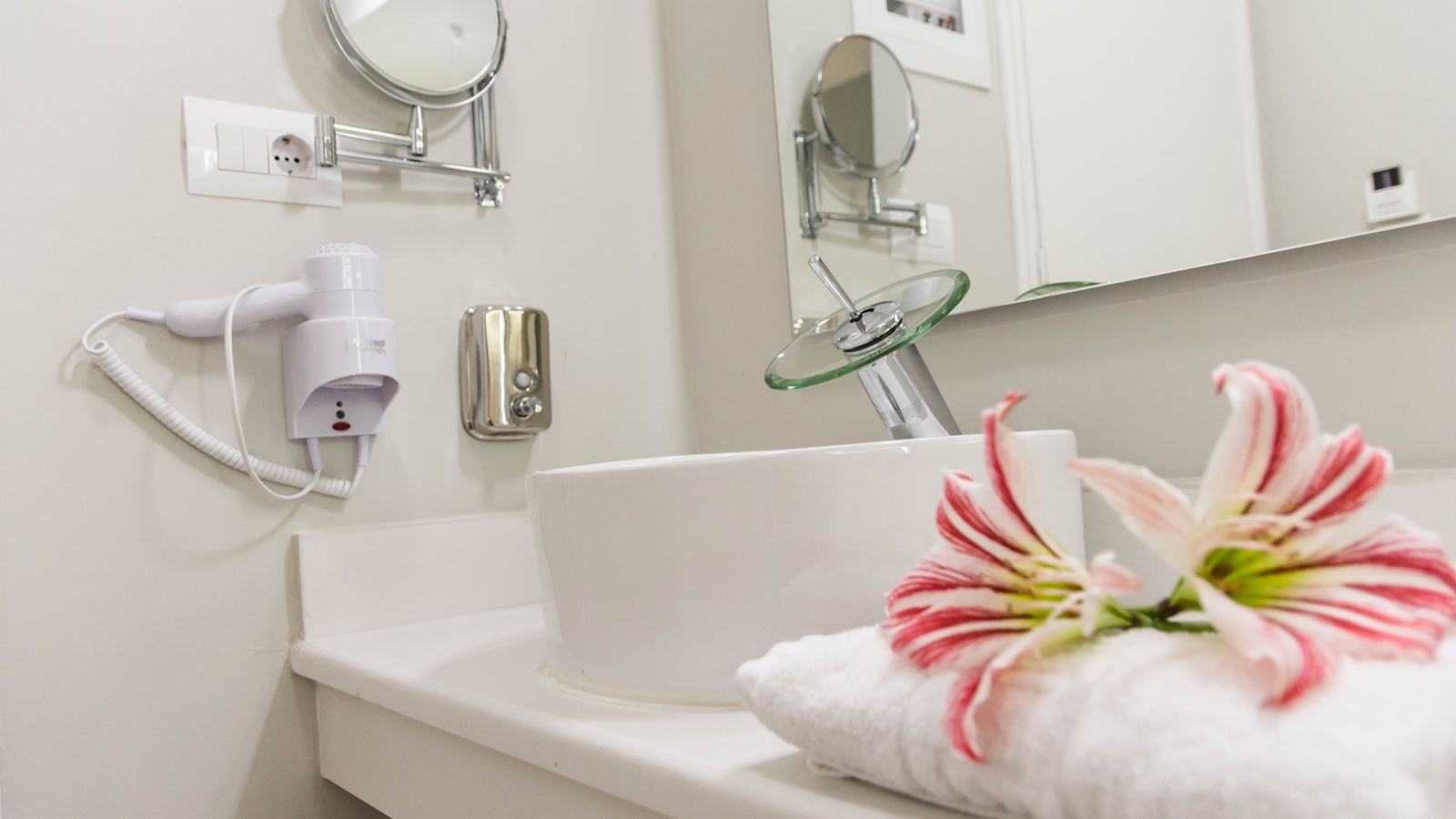 rooms-room-standart-double-balcony-or-terrace