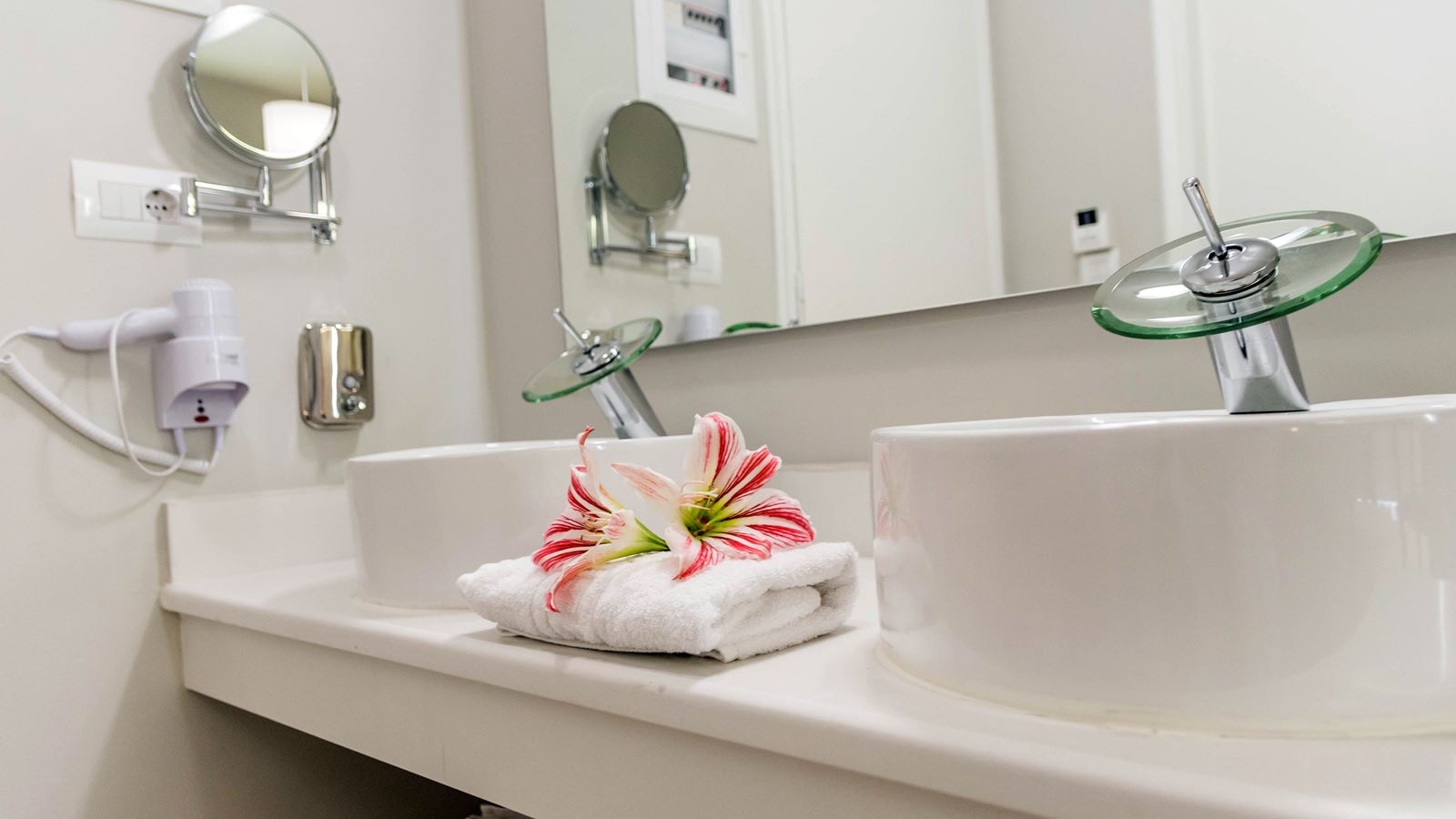 rooms-room-standart-double-balcony-or-terrace