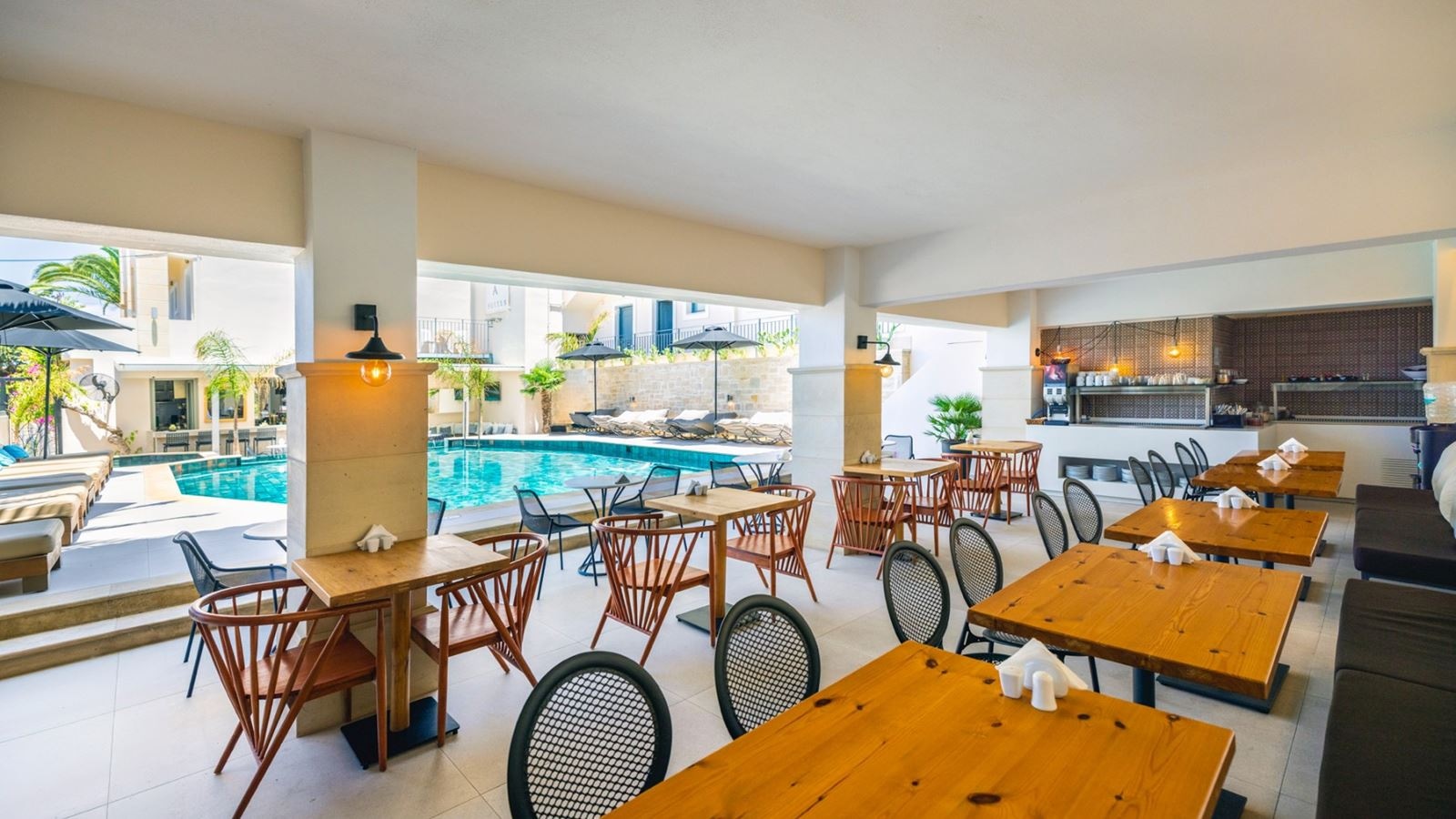 restaurants-breakfast-buffet
