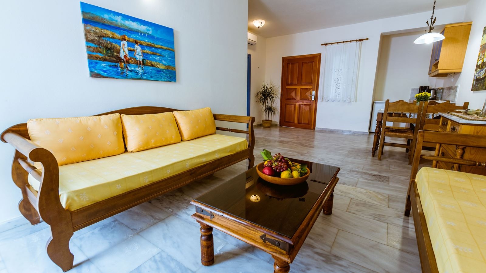 rooms-superior-one-bedroom-apartment