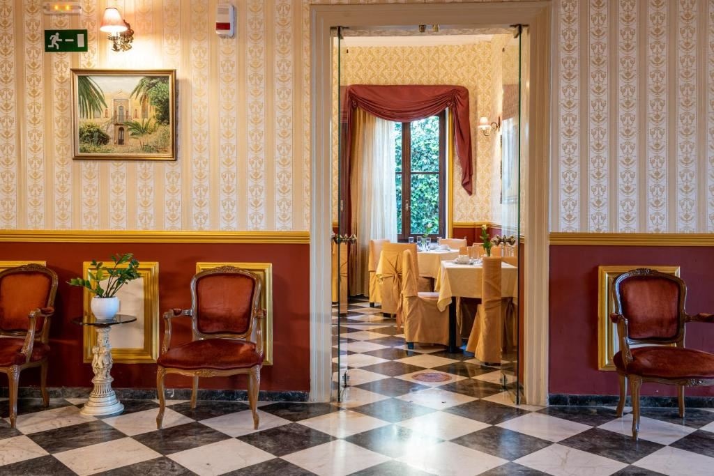 restaurants-restaurants