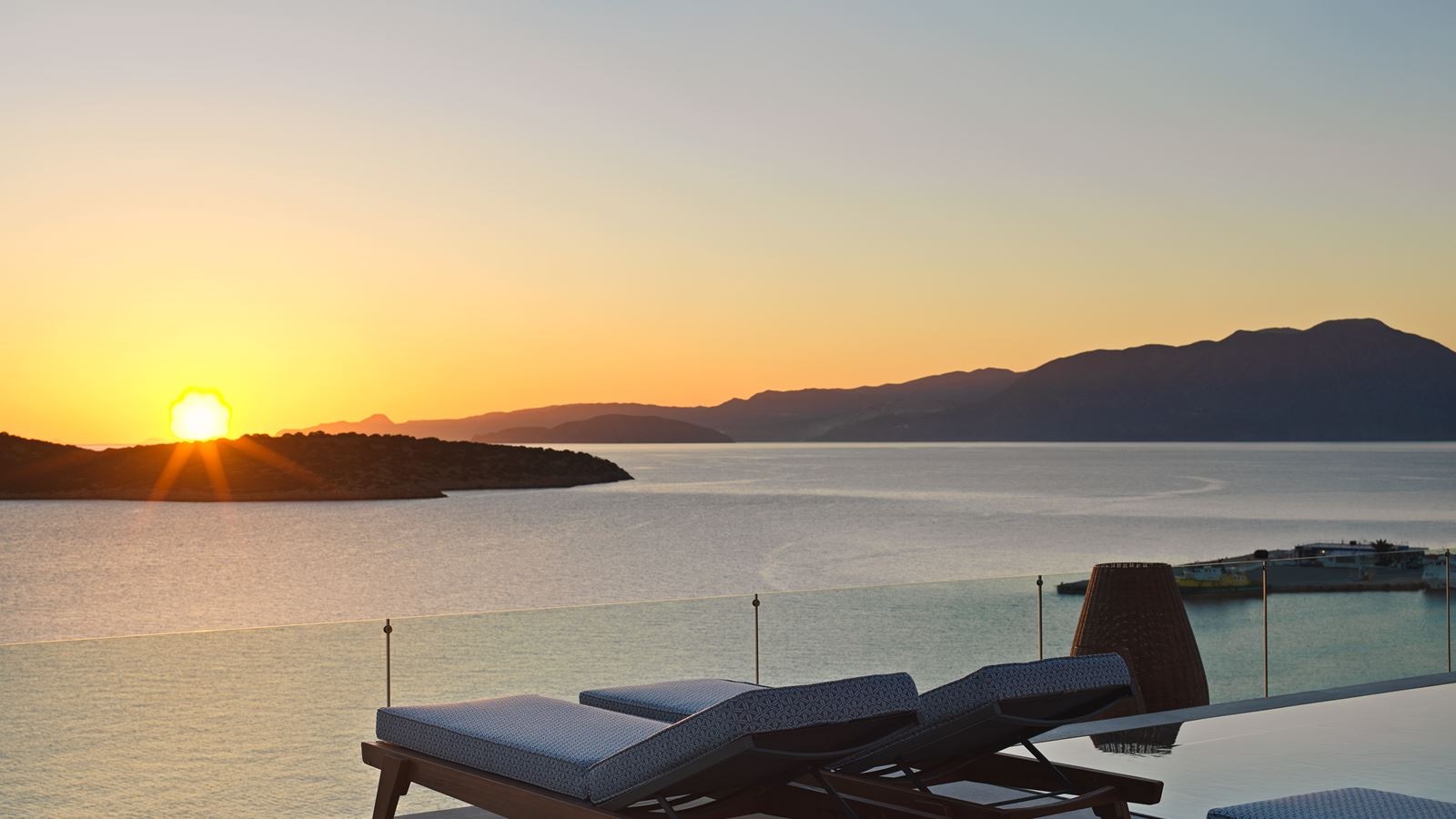 restaurants-pool-restaurant