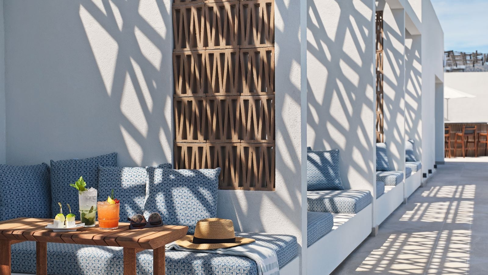 restaurants-pool-restaurant