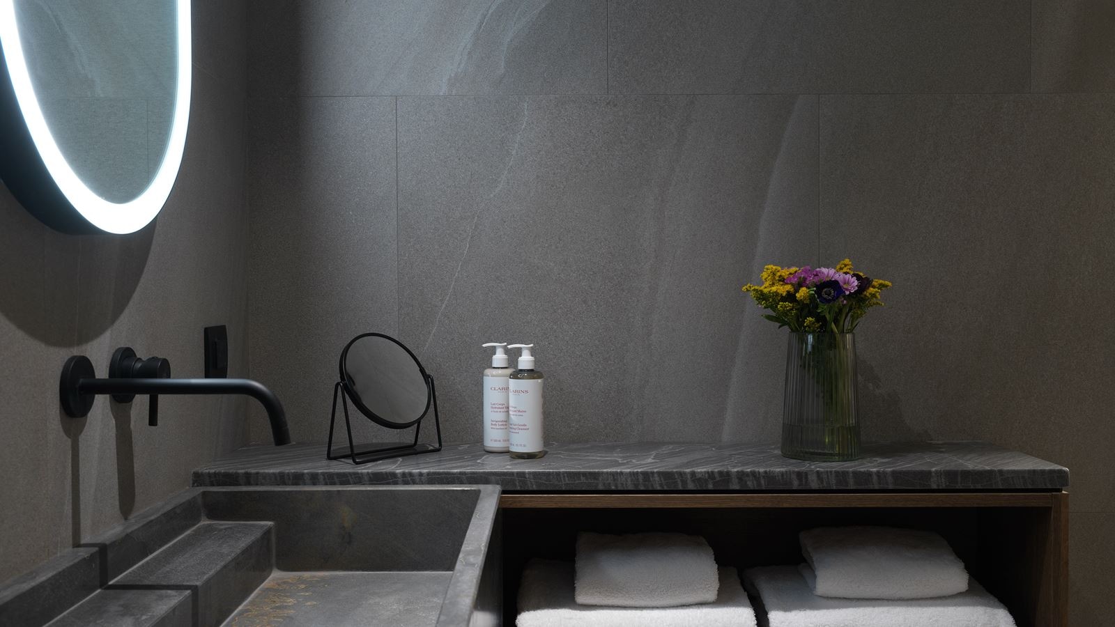 rooms-suite-relax-with-plunge-pool