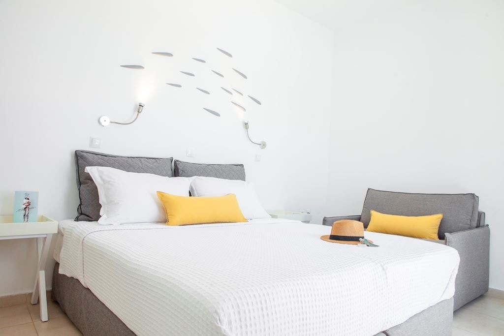 rooms-room-classic-triple-balcony-or-terrace