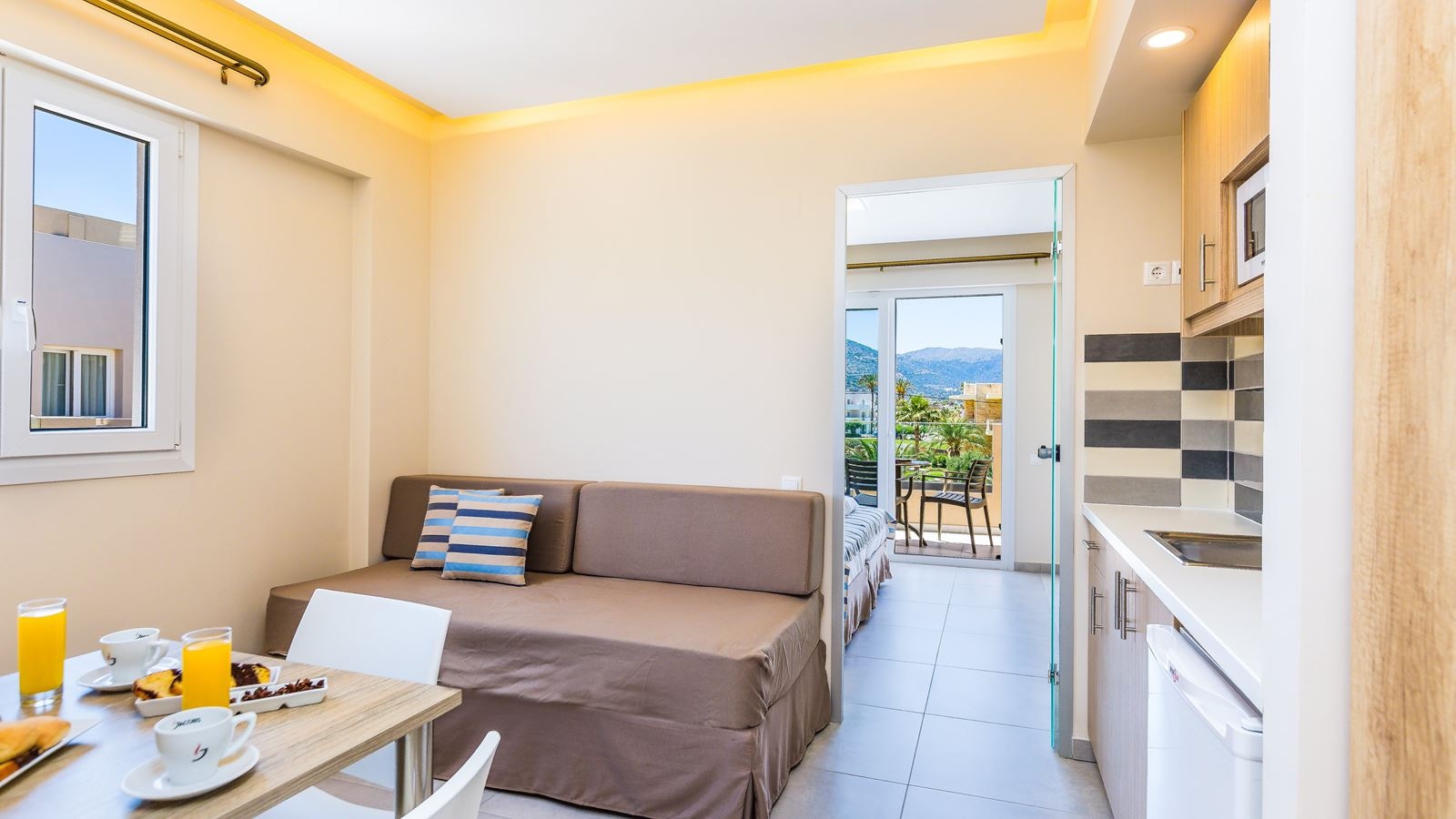 rooms-apartment-superior-1-bedroom-triple-balcony-or-terrace