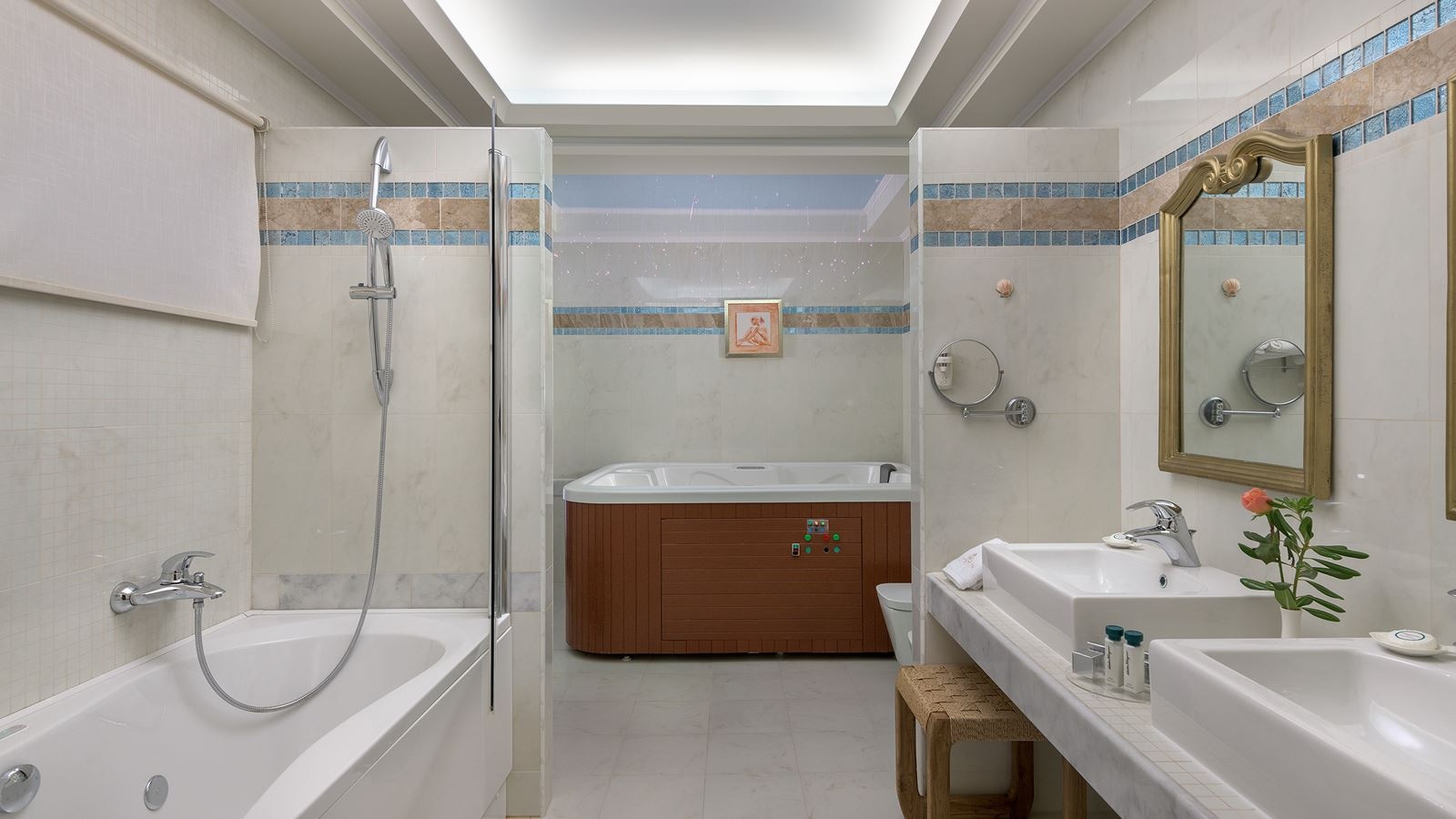 rooms-ambassador-beach-villa-sv-with-pool-2-bedrooms-maisonette--signature-collection