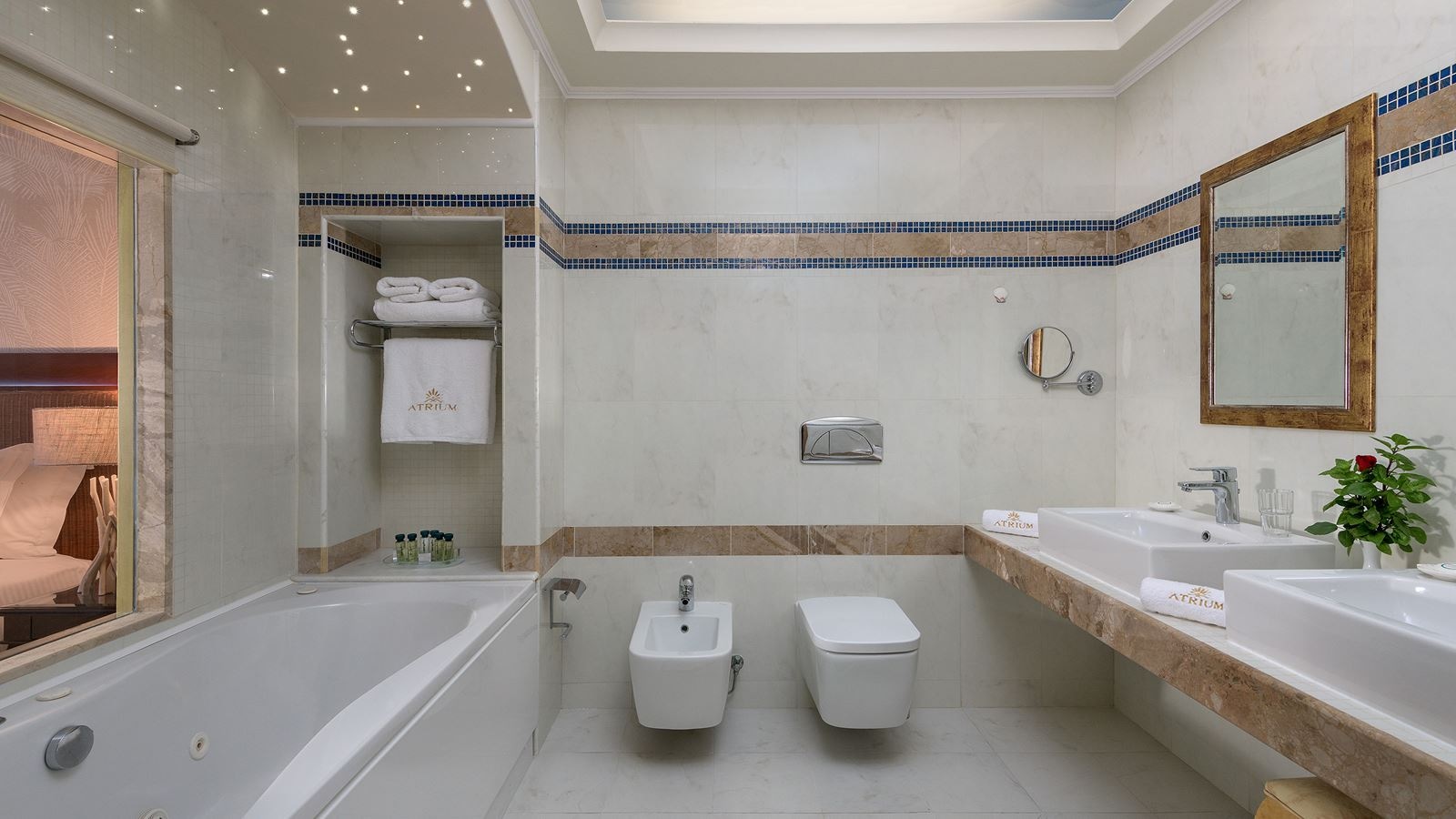 rooms-deluxe-junior-suite-sea-view