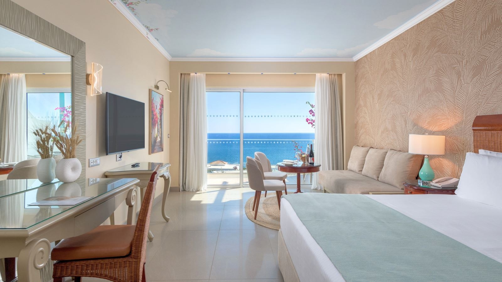 rooms-deluxe-junior-suite-sea-view