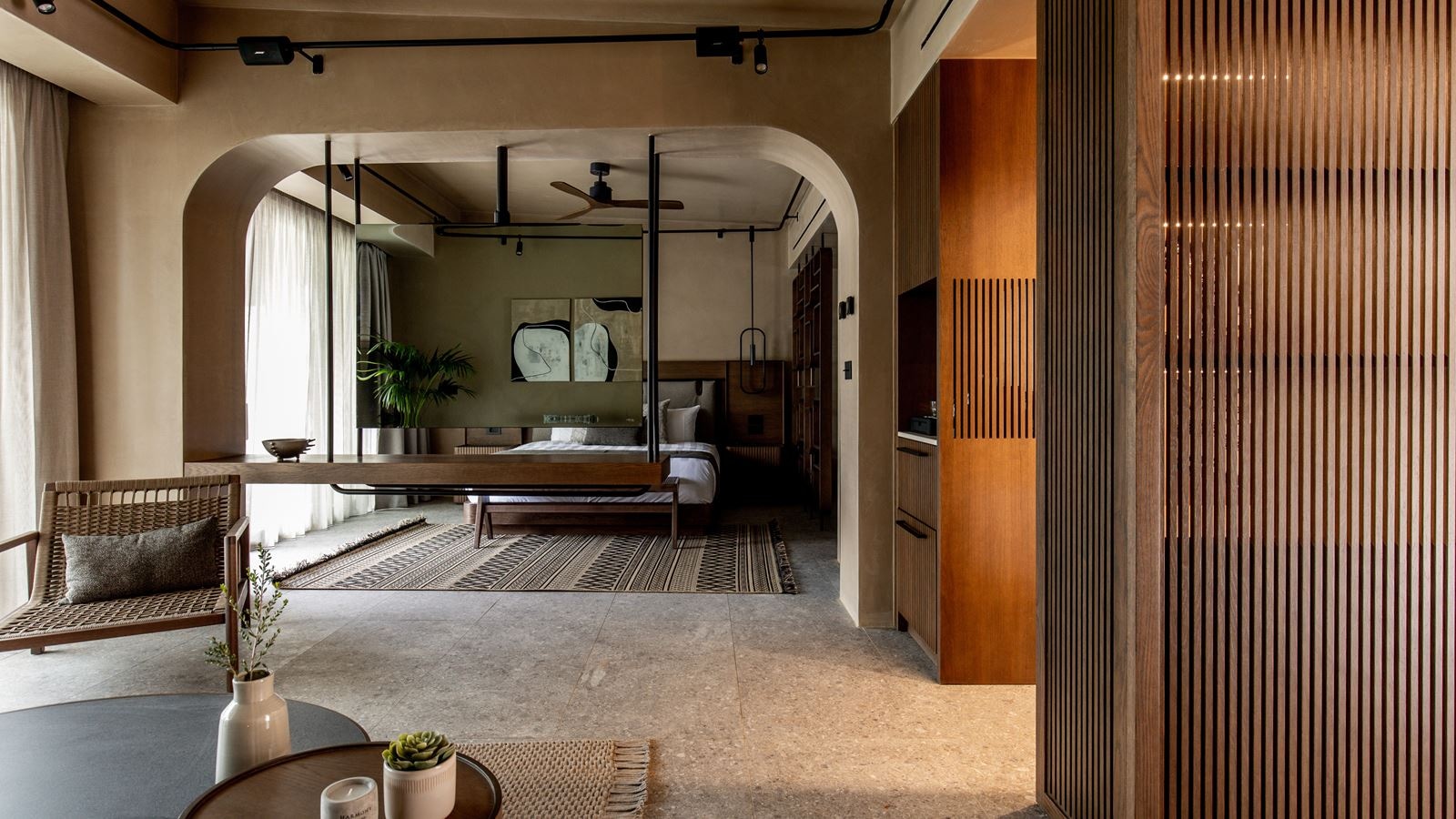 rooms-signature-suite-with-privat-pool-steam-bath