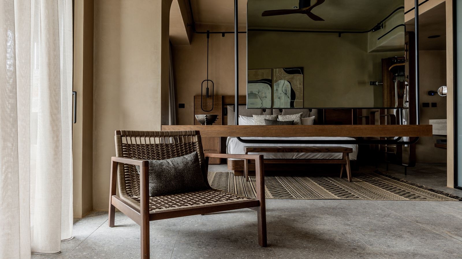 rooms-signature-suite-with-private-pool-sauna