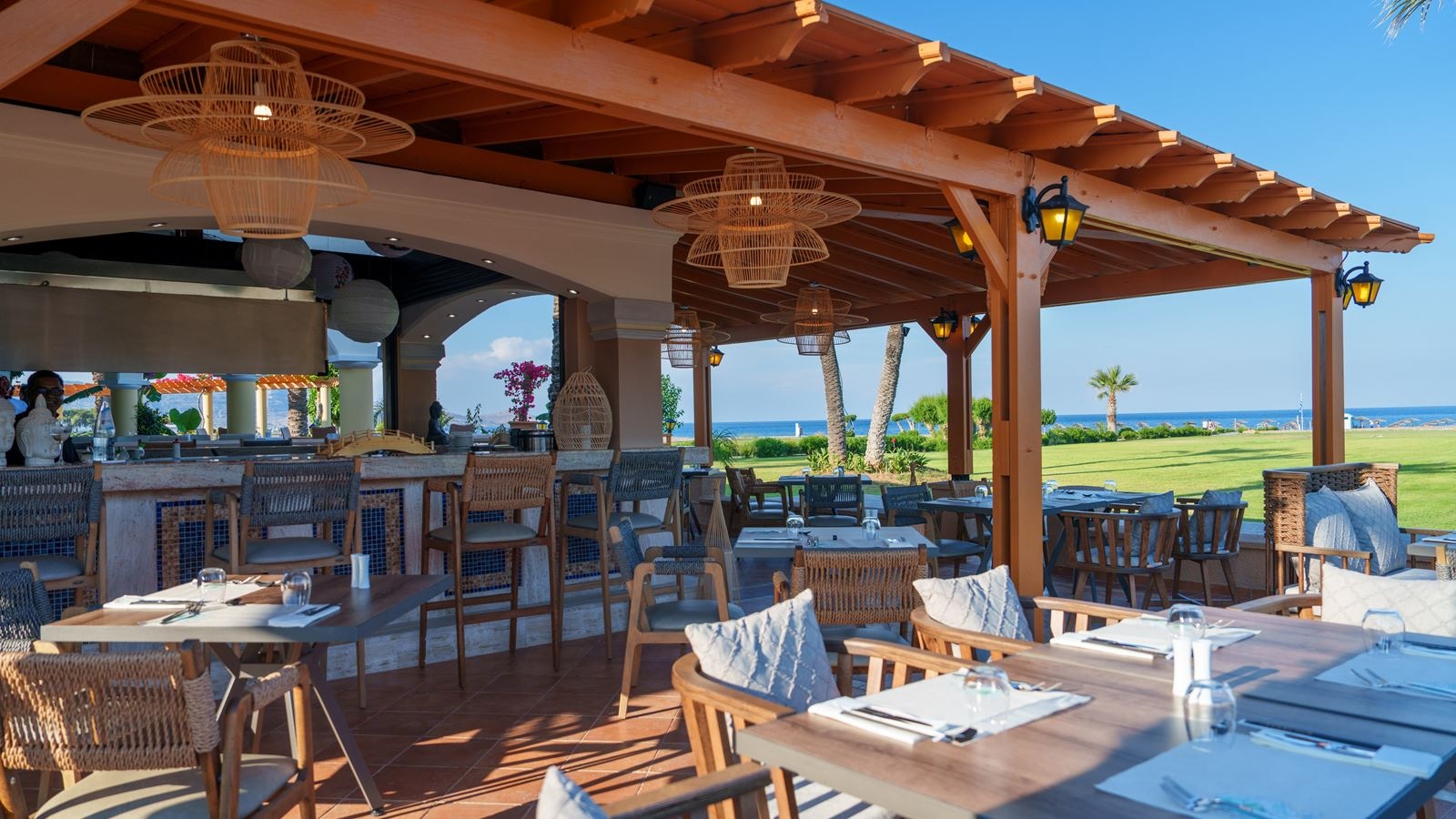 restaurants-zen-asian-fusion-gourmet-restaurant